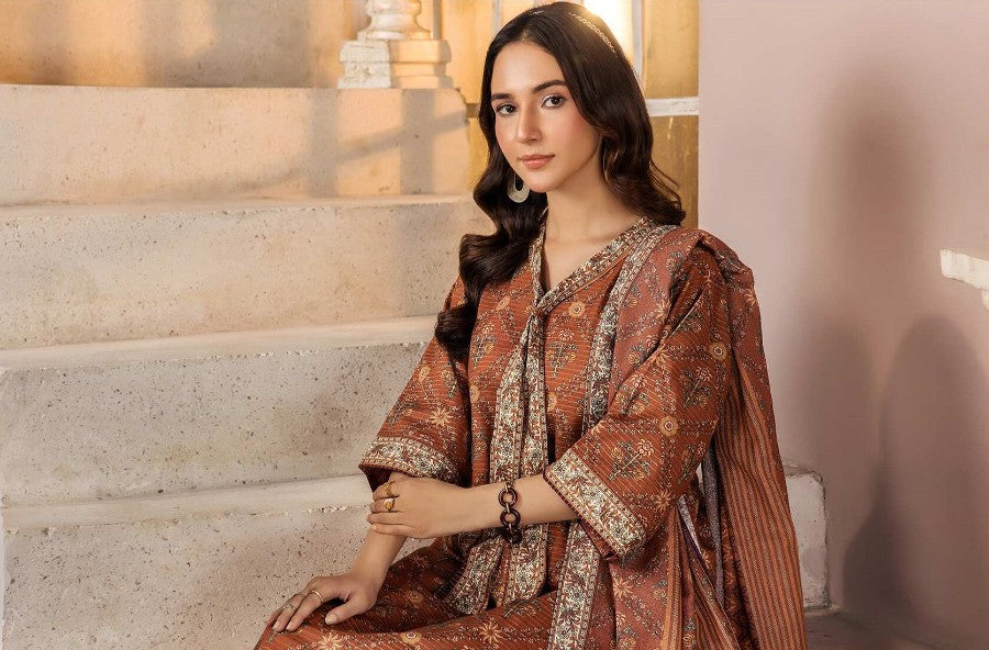 Goldie khaddar Safwa 03
