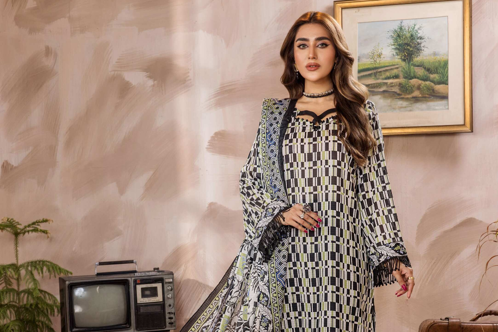Saffron by Safwa 12 - Waheed Javaid Collections