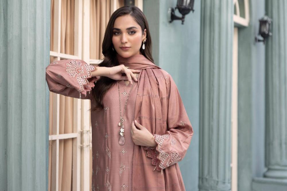 ESSENTIAL Viscose Jacquard Mahay 08 - Waheed Javaid Collections