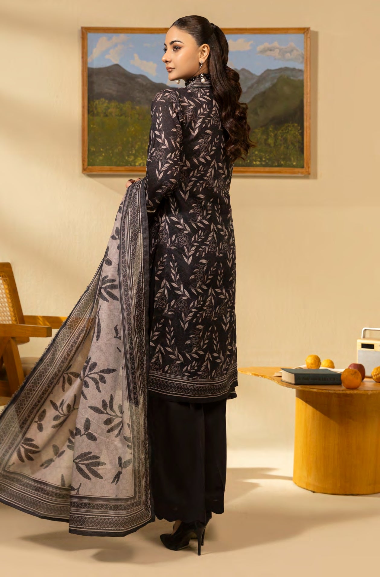 Coco Printed Zari Lawn 3 Piece 02