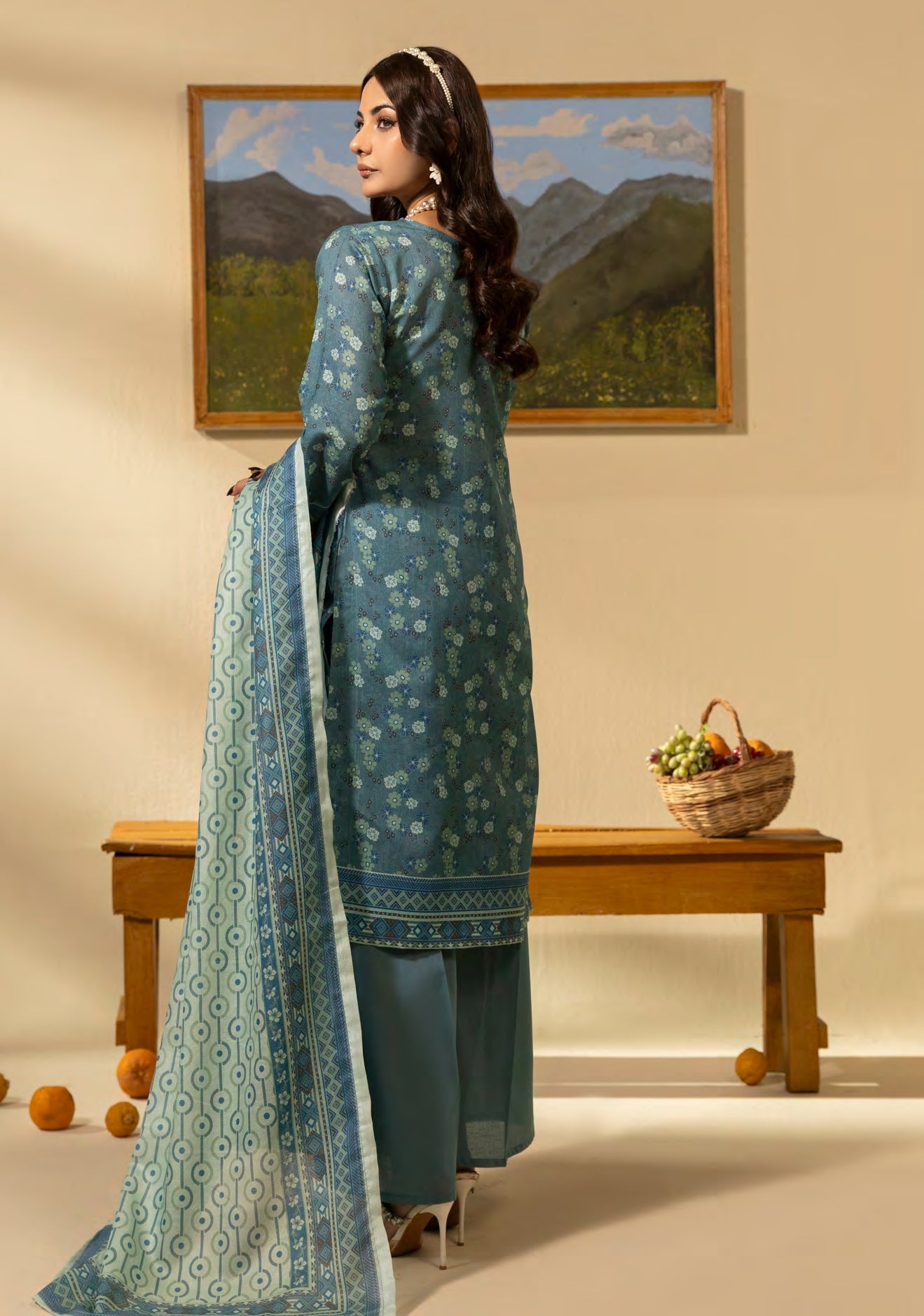 Coco Printed Zari Lawn 3 Piece 03