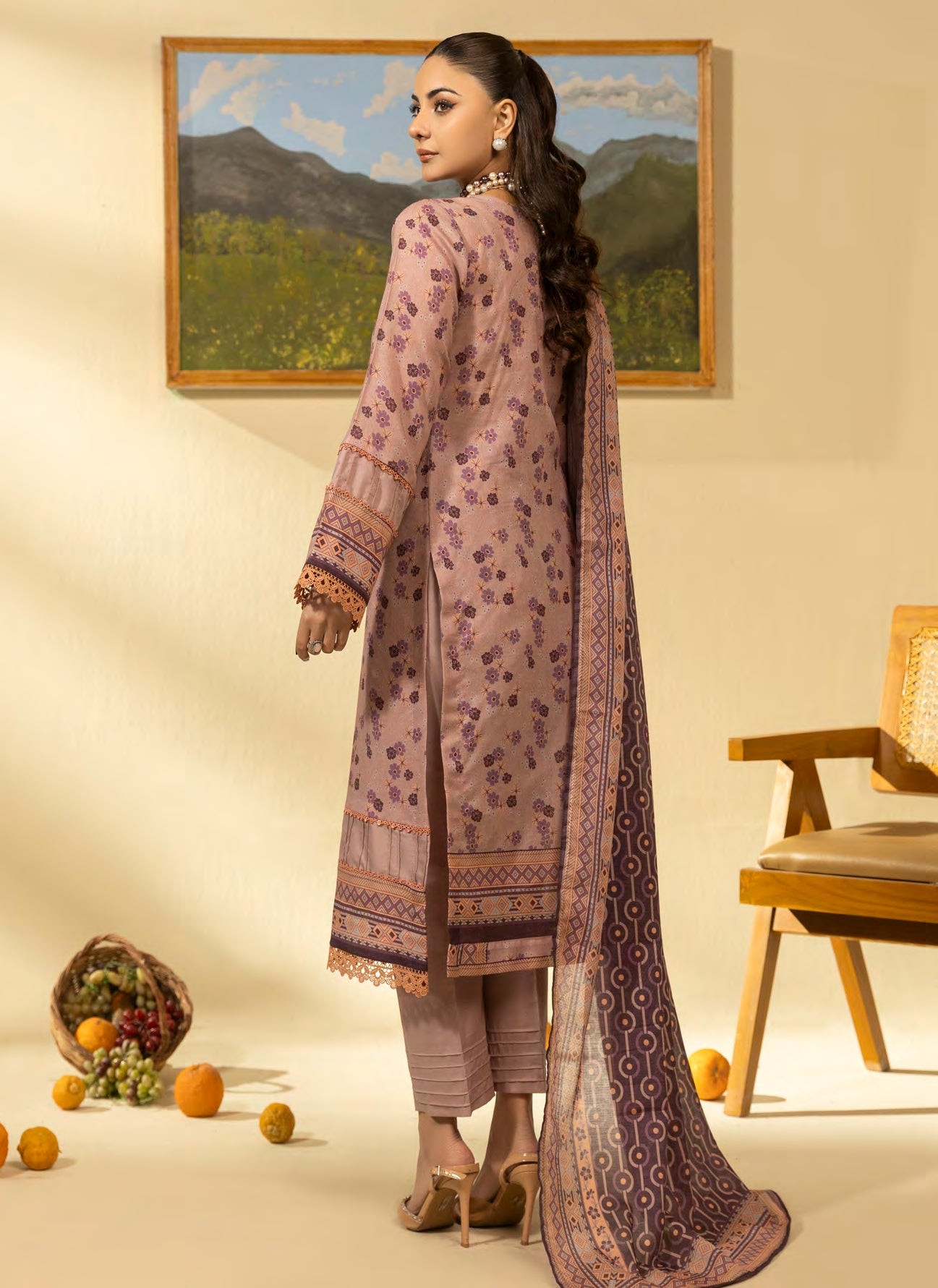 Coco Printed Zari Lawn 3 Piece 04