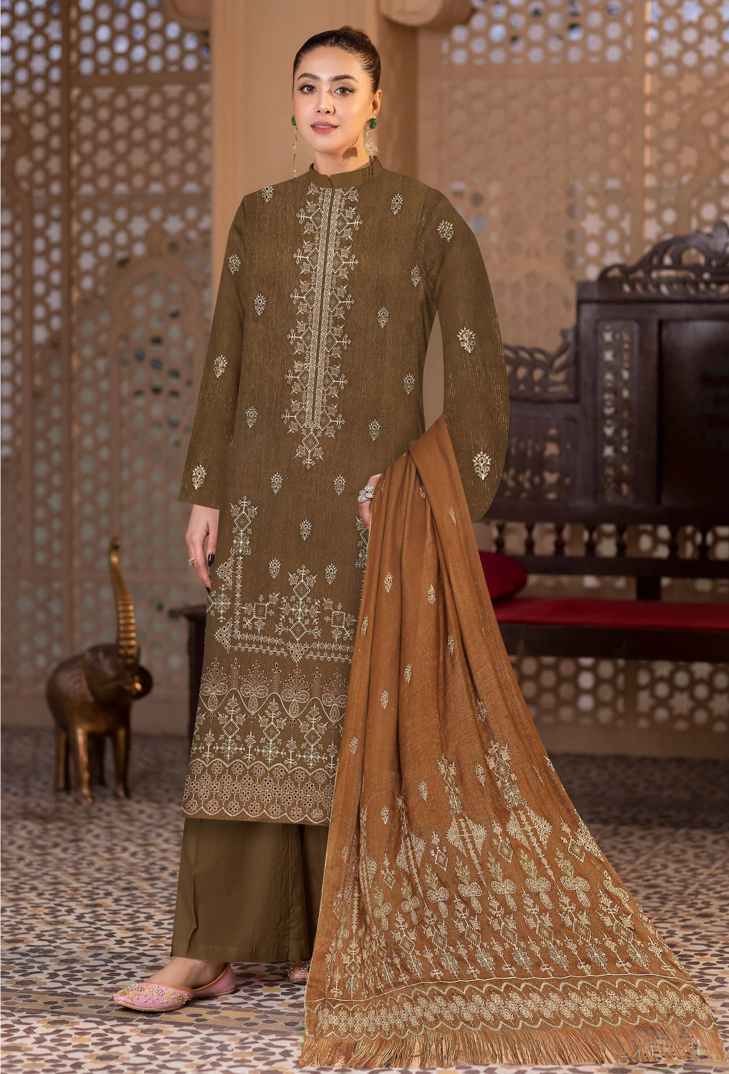 Noorain Peach Leather Collection Embroidered Luxury V5 / D-6