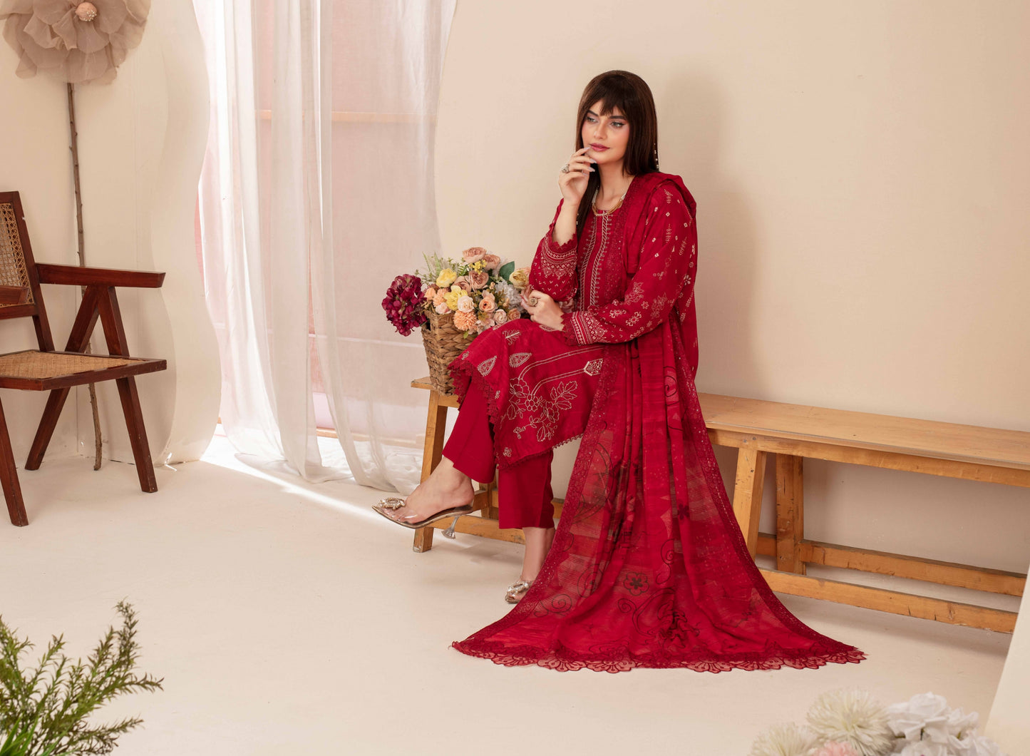 Pehli-Nazar Visocse Banna Dora Embroidered D-02