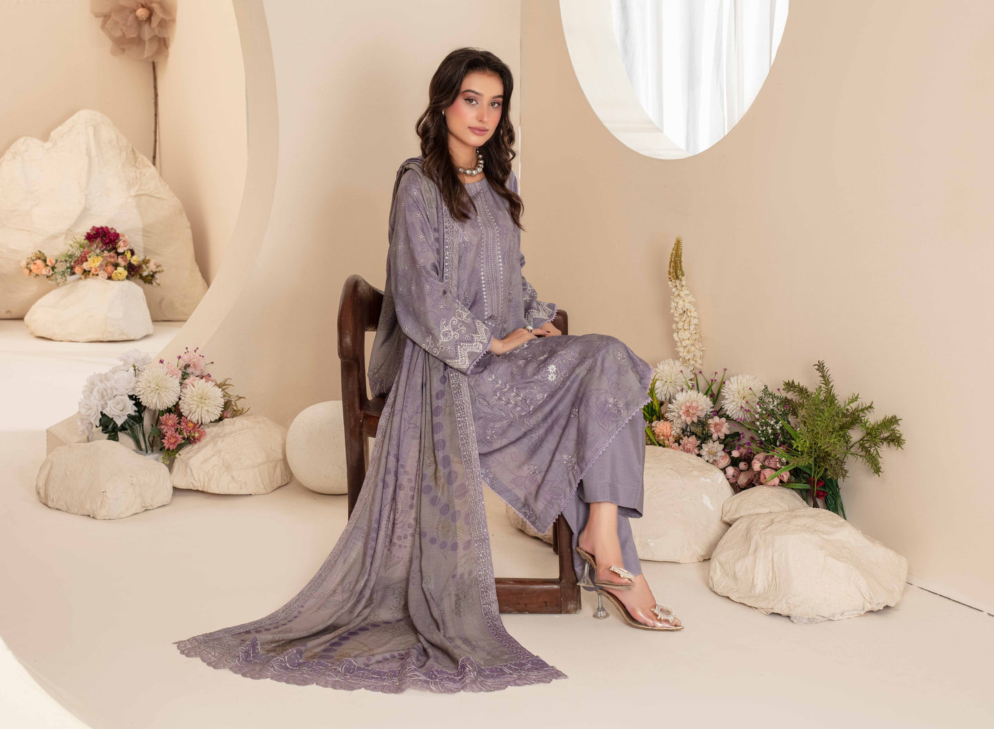 Pehli-Nazar Visocse Banna Dora Embroidered D-06