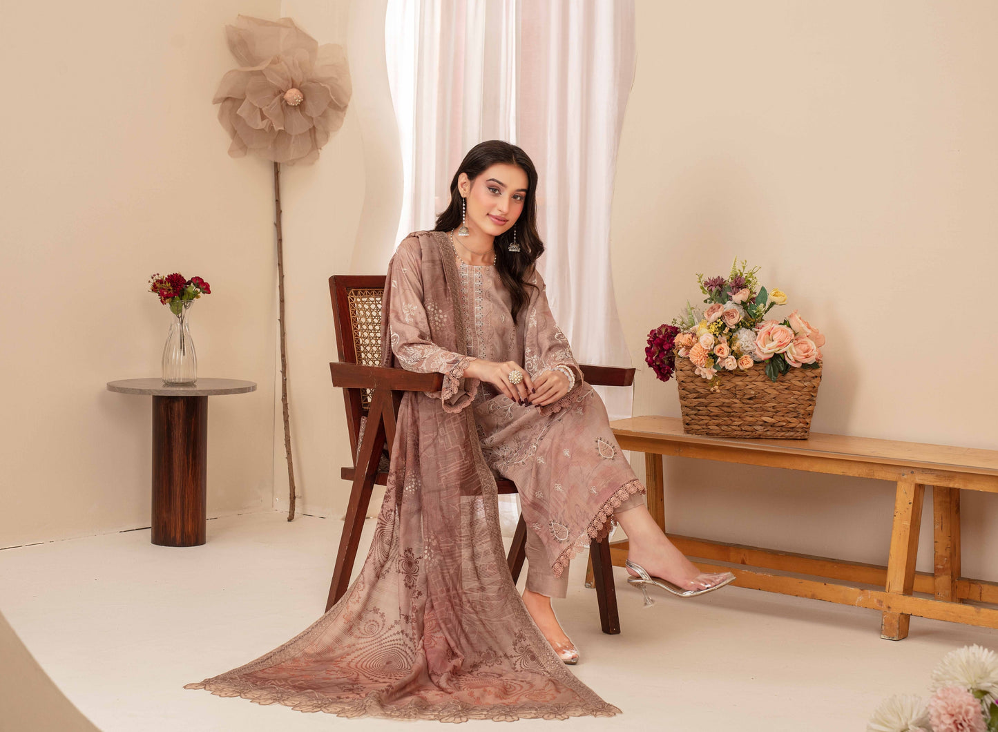 Pehli-Nazar Visocse Banna Dora Embroidered D-09