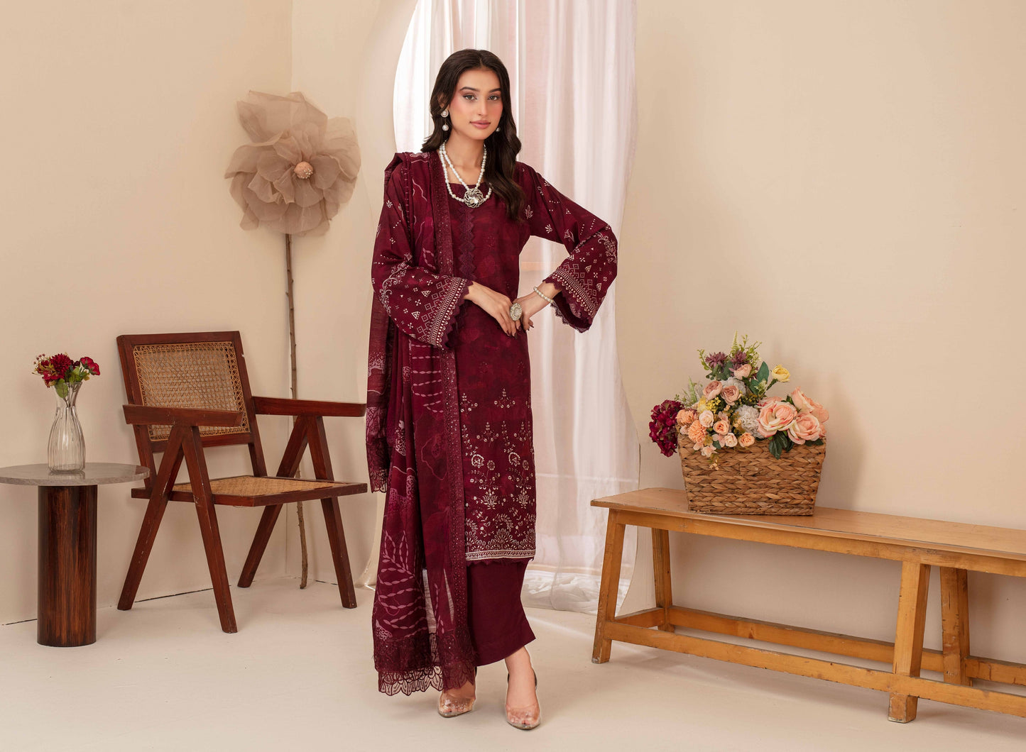 Pehli-Nazar Visocse Banna Dora Embroidered D-10