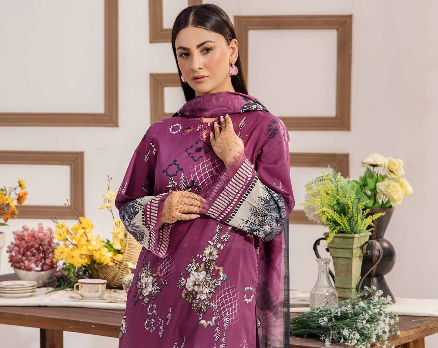 Safa Embroidered 3 Piece Lawn 07