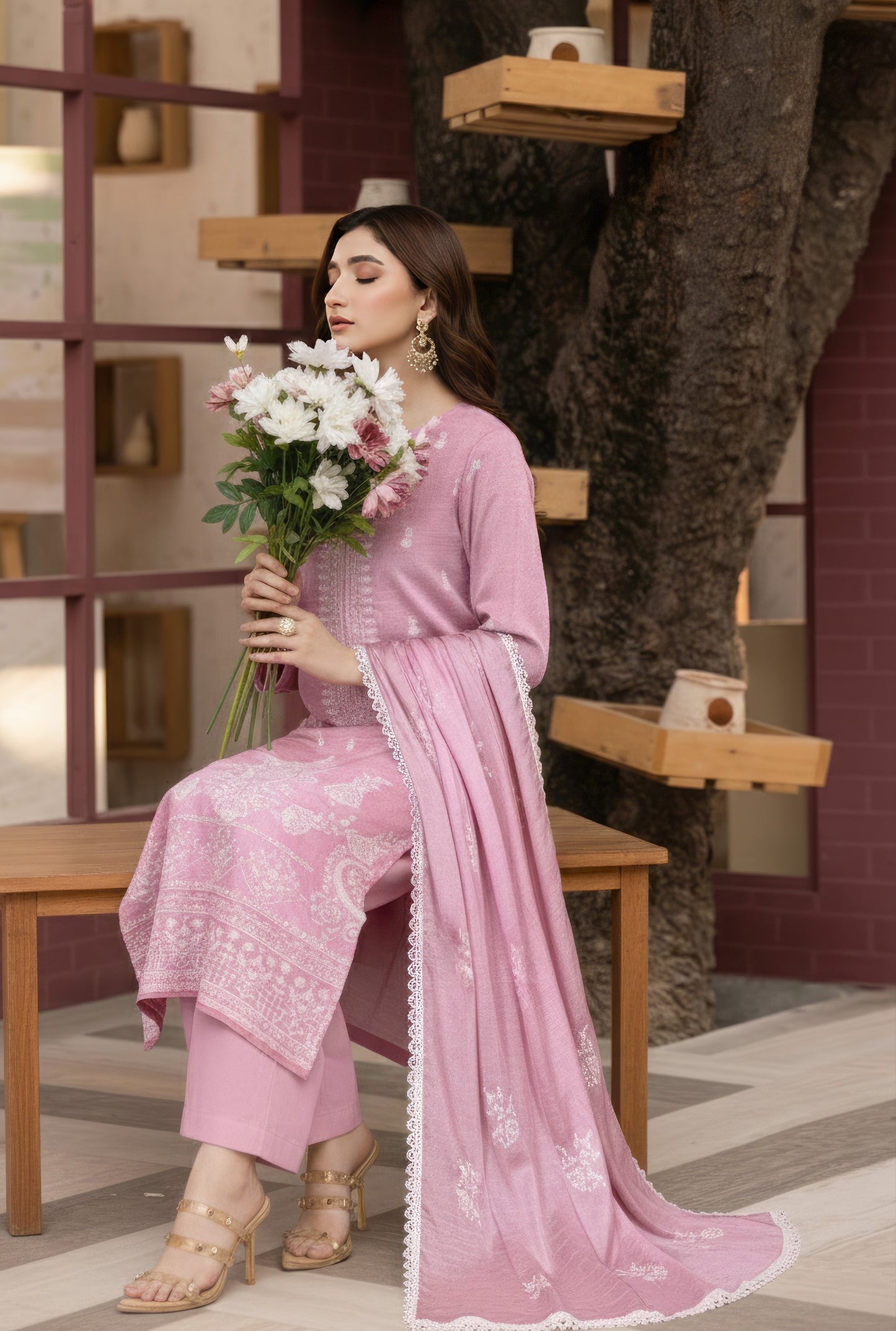 Snow White Premium Lawn 3 Piece 01