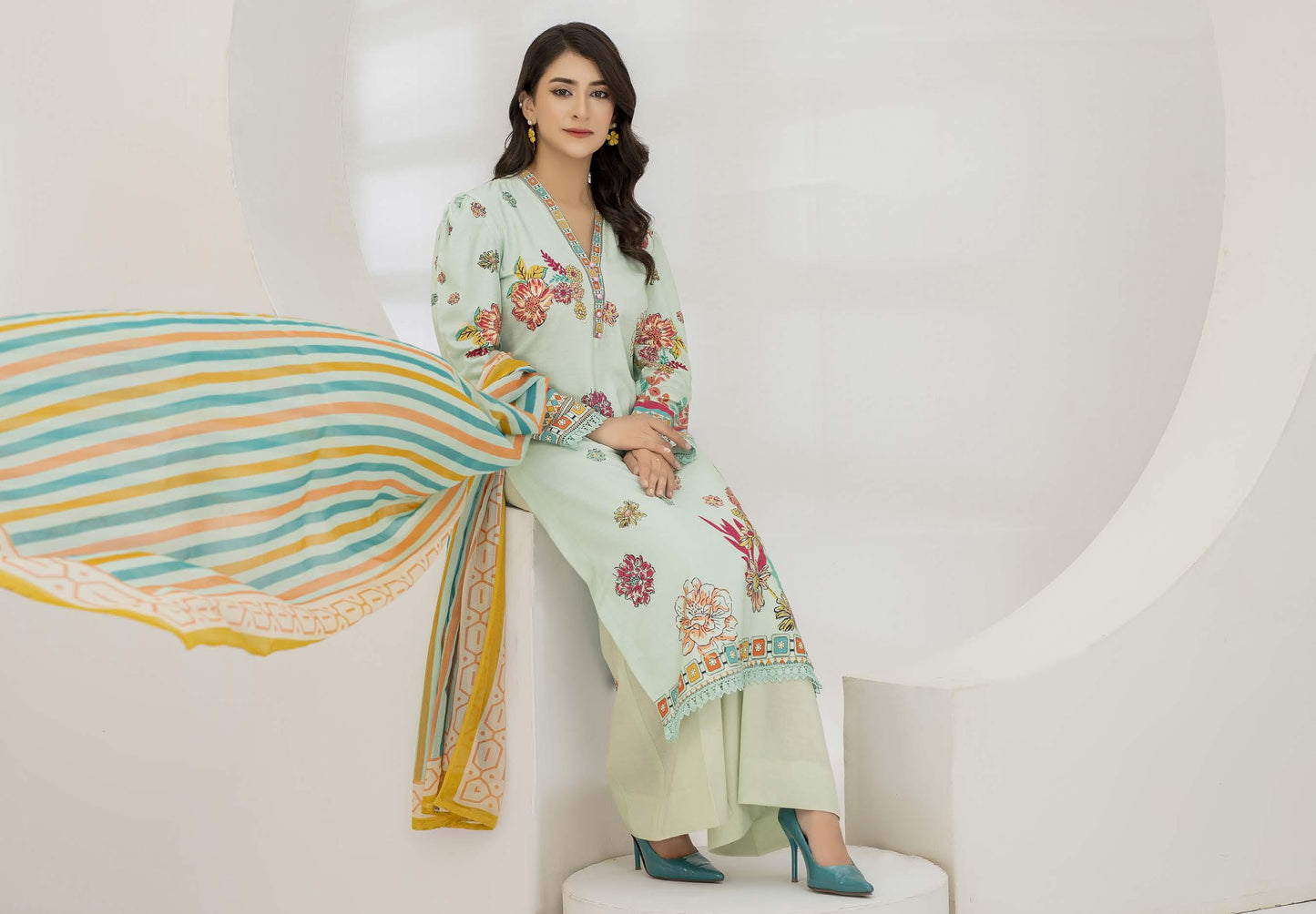 Zareen Lilen Milli 06 - Waheed Javaid Collections