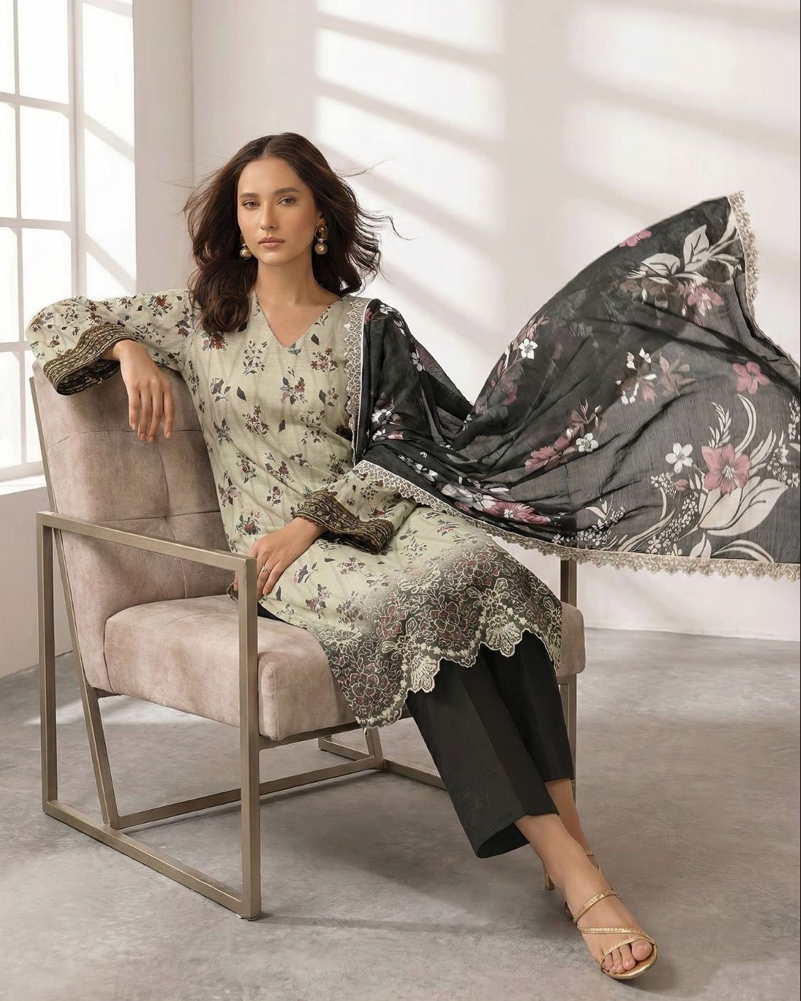 Uroosh Embroidered Premium Lawn 3 Piece 09