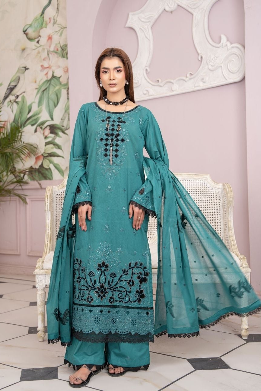 Bismil Embroidered lawn 3 piece 05