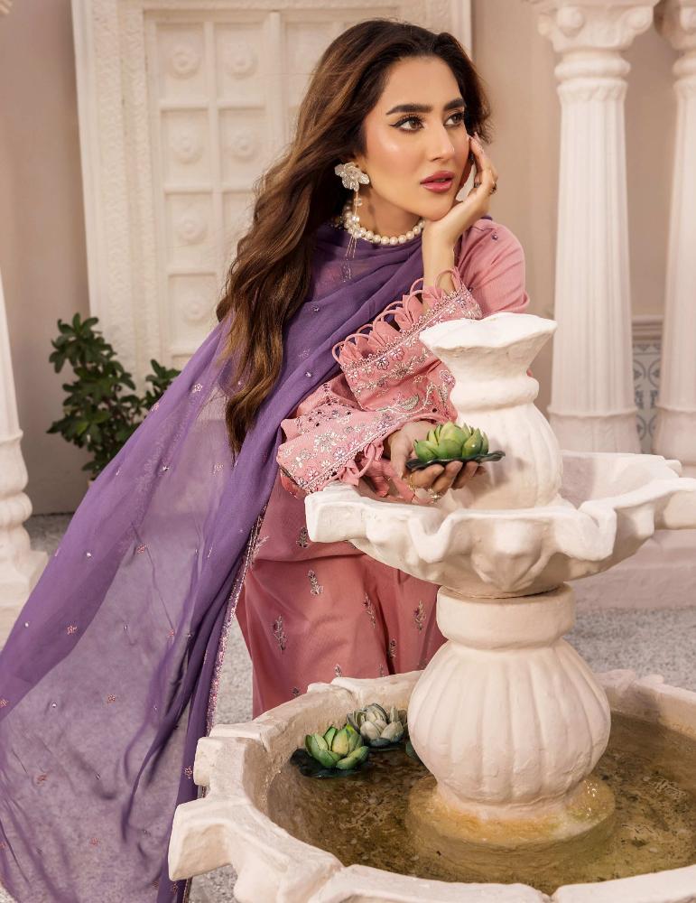 Meryl Masuri Safwa 02 - Waheed Javaid Collections
