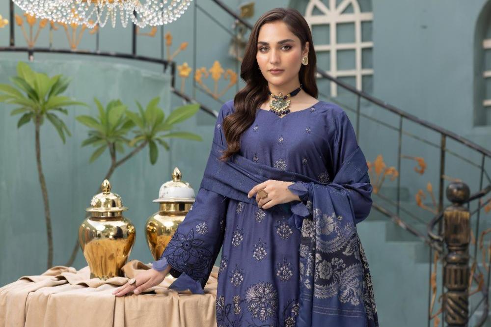 ESSENTIAL Viscose Jacquard Mahay 03 - Waheed Javaid Collections