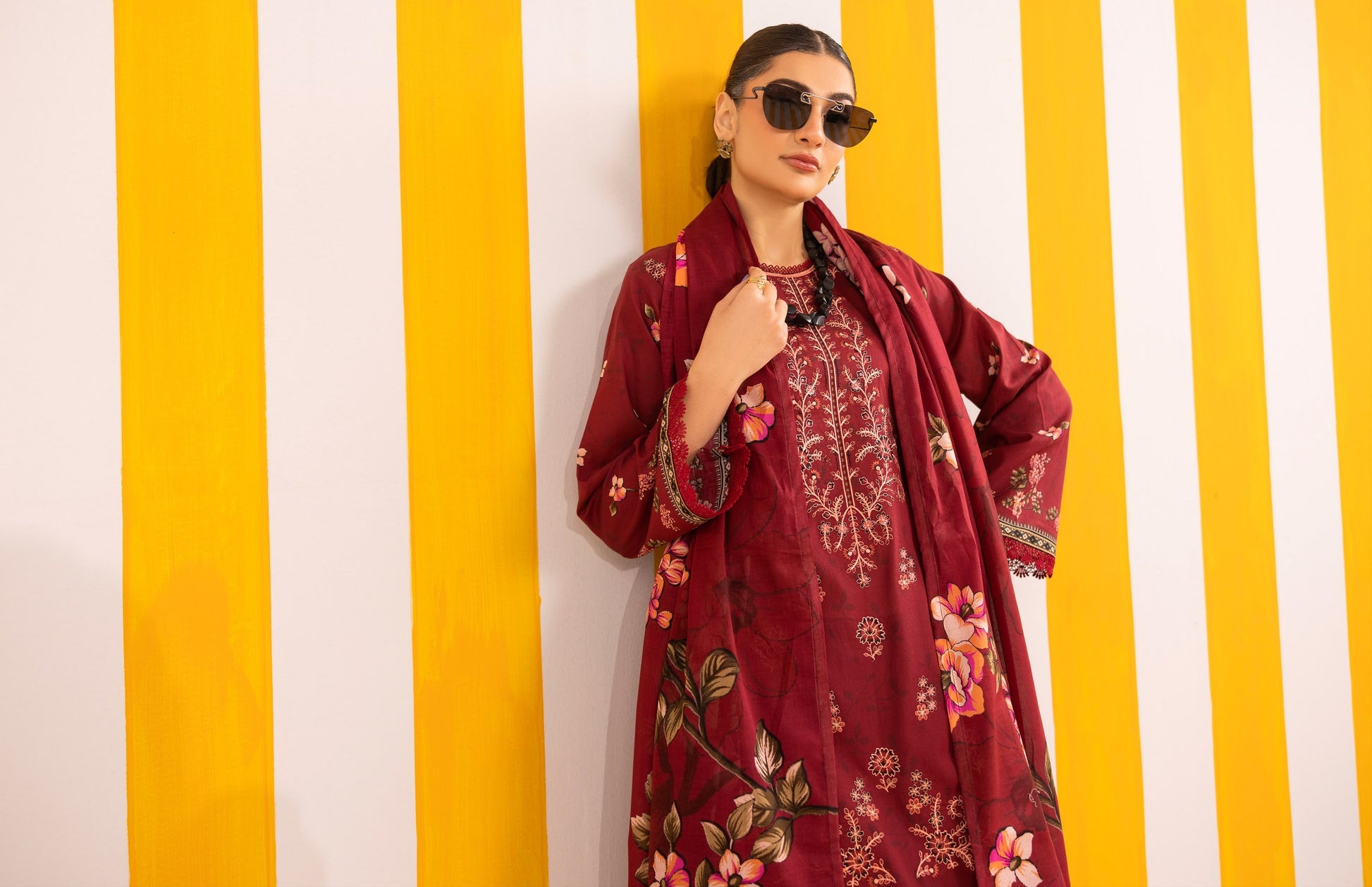 Abisha Lawn 3 Piece Embroidered #02 - Waheed Javaid Collections