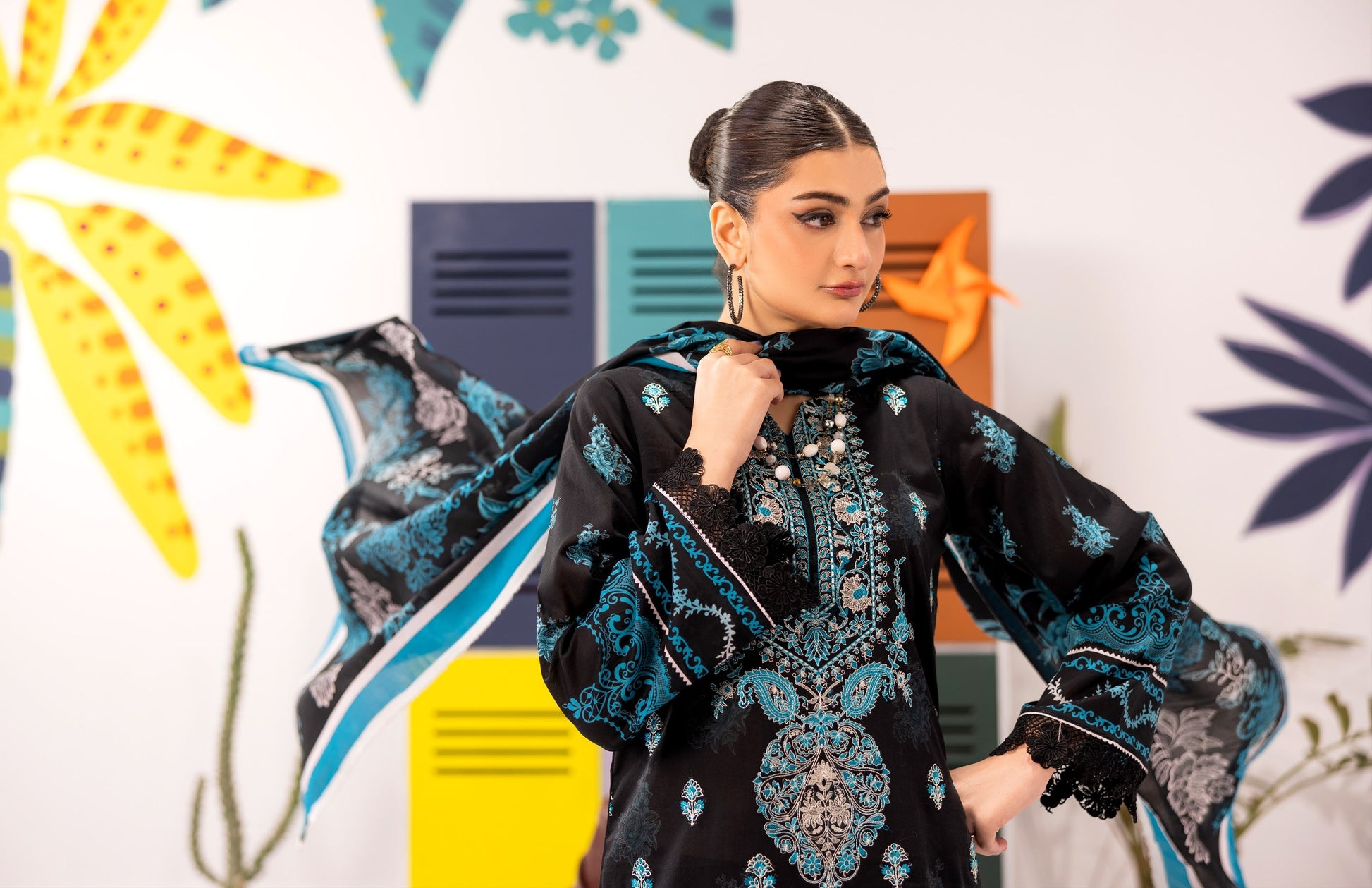 Abisha Lawn 3 Piece Embroidered #07 - Waheed Javaid Collections