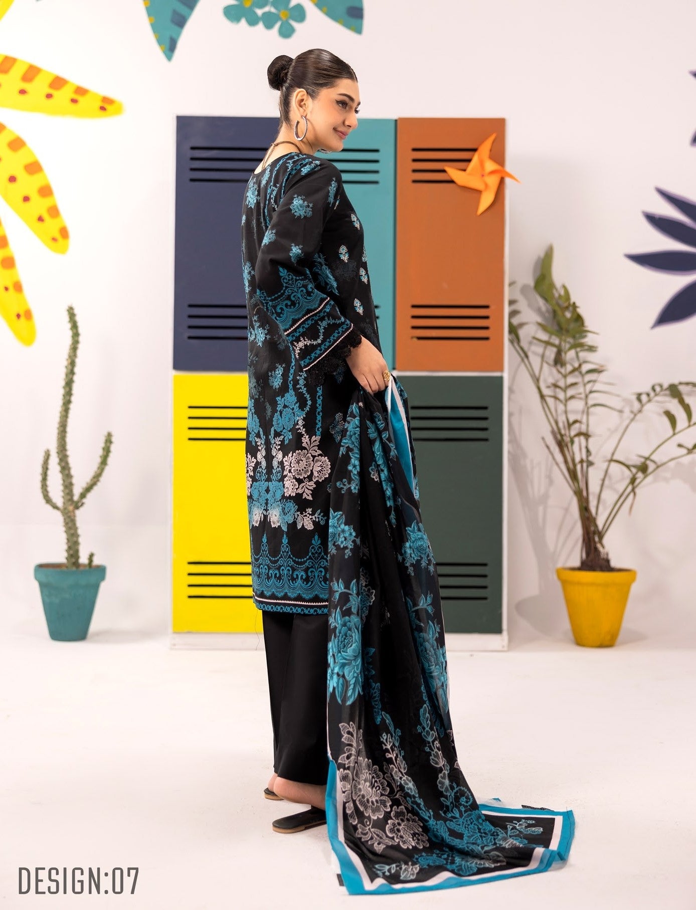 Abisha Lawn 3 Piece Embroidered #07 - Waheed Javaid Collections