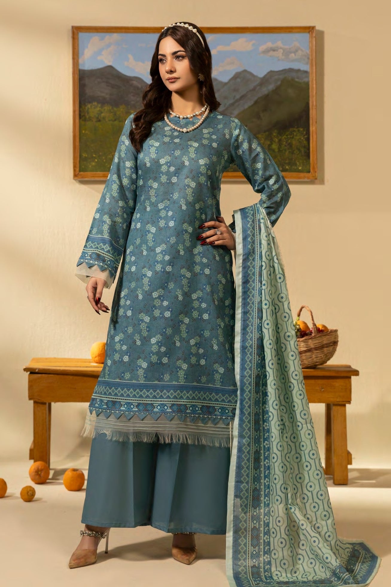 Coco Printed Zari Lawn 3 Piece 03
