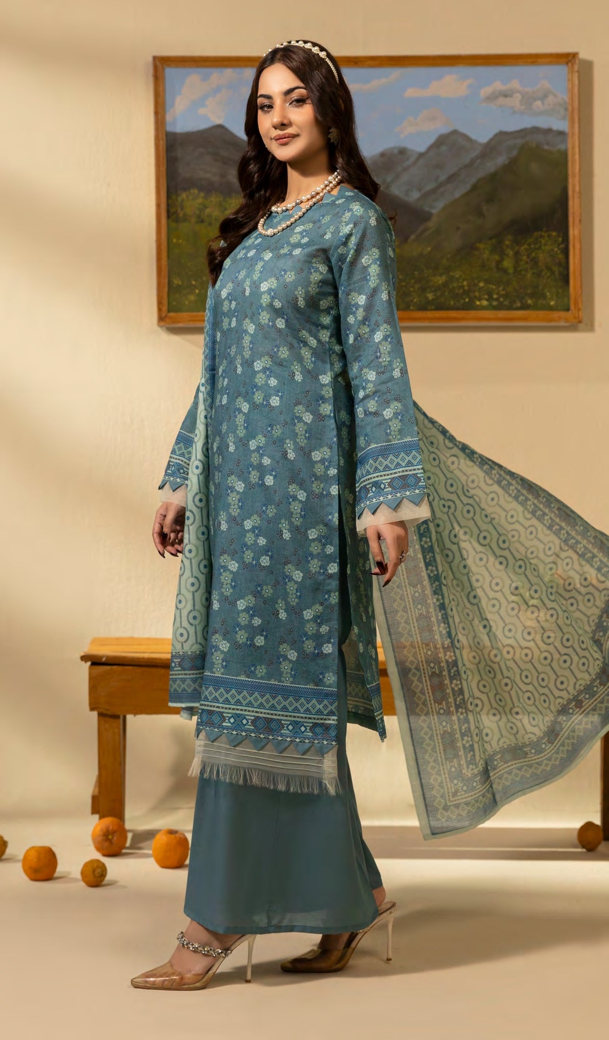 Coco Printed Zari Lawn 3 Piece 03
