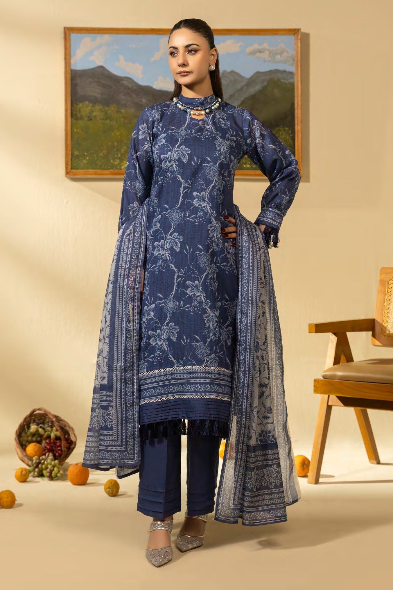 Coco Printed Zari Lawn 3 Piece 09