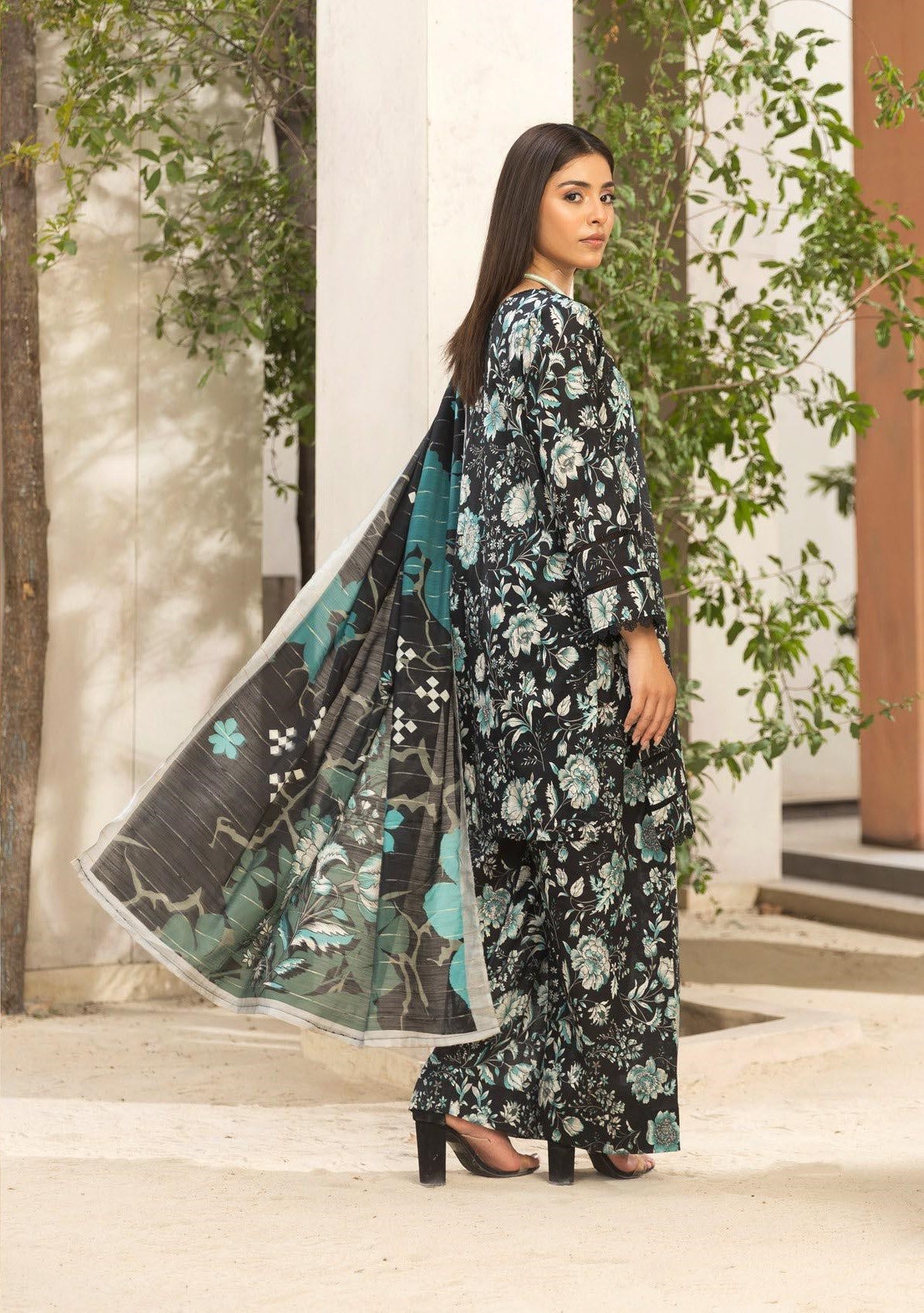 Coco Prints Lawn allover 3 Piece 04 - Waheed Javaid Collections