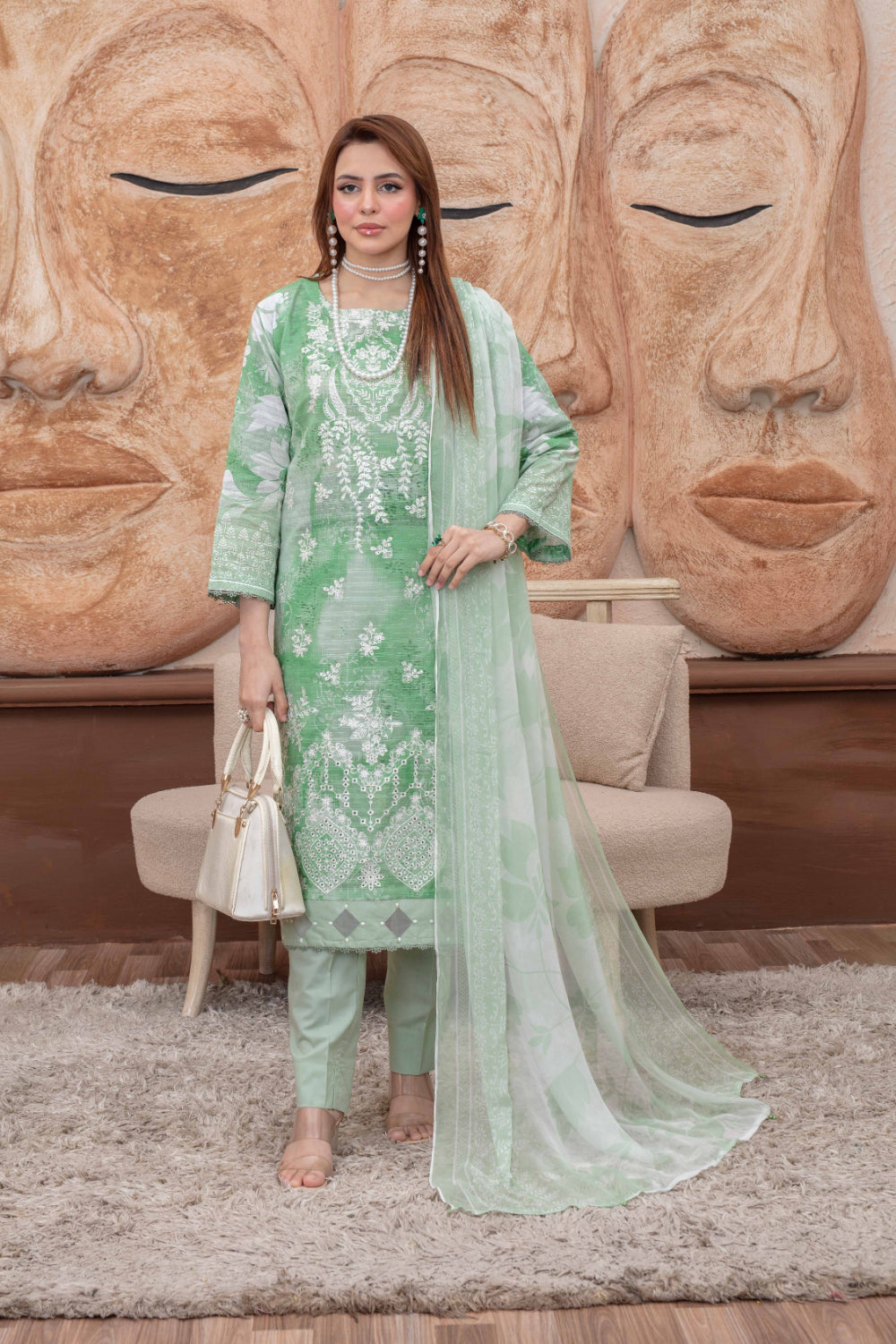 Elaris Embroidered Lawn 3 Piece A-04