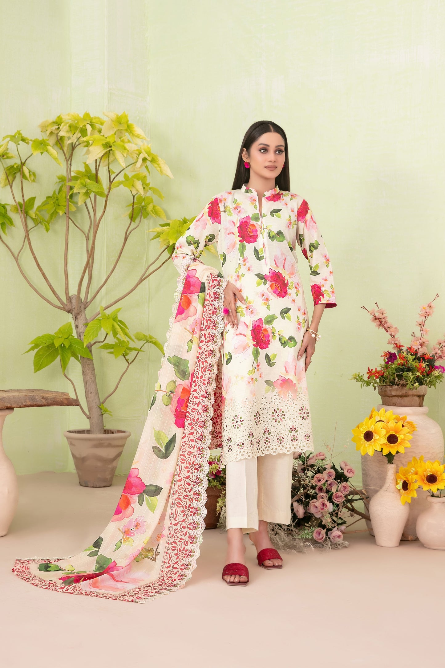 Erva Embroidered Lawn 3 Piece D-1713 - Waheed Javaid Collections