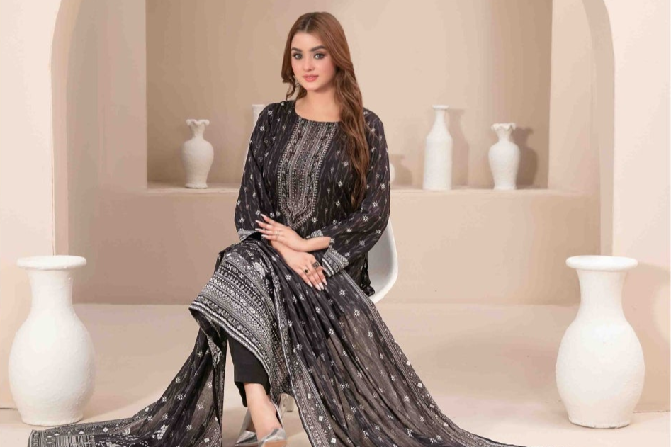 Black & White Series Hisana D-3578 - Waheed Javaid Collections