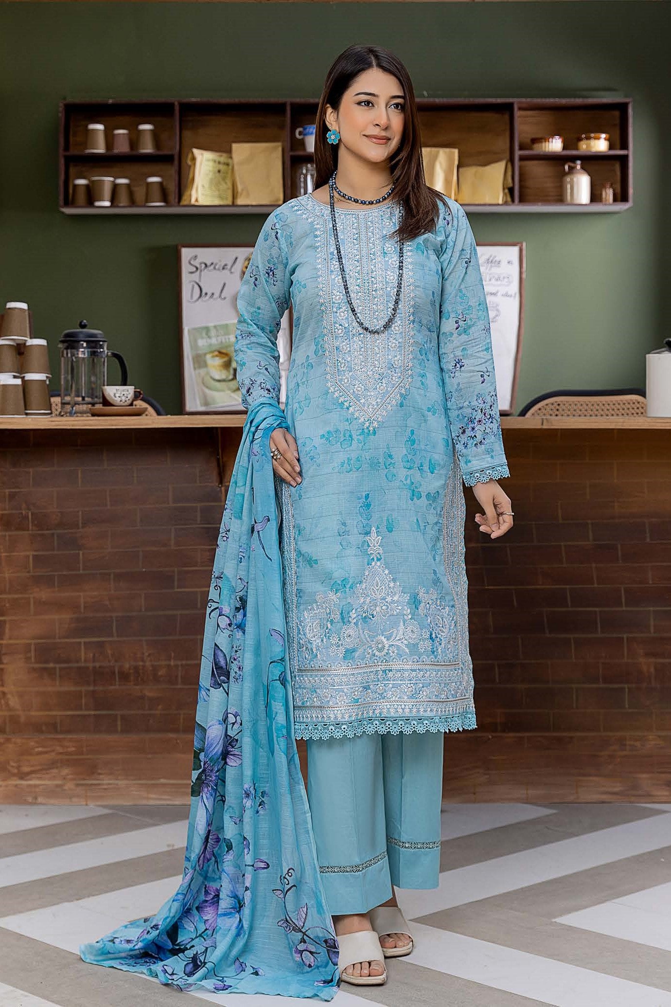 Mila Lawn Embroidered 3 Piece 10