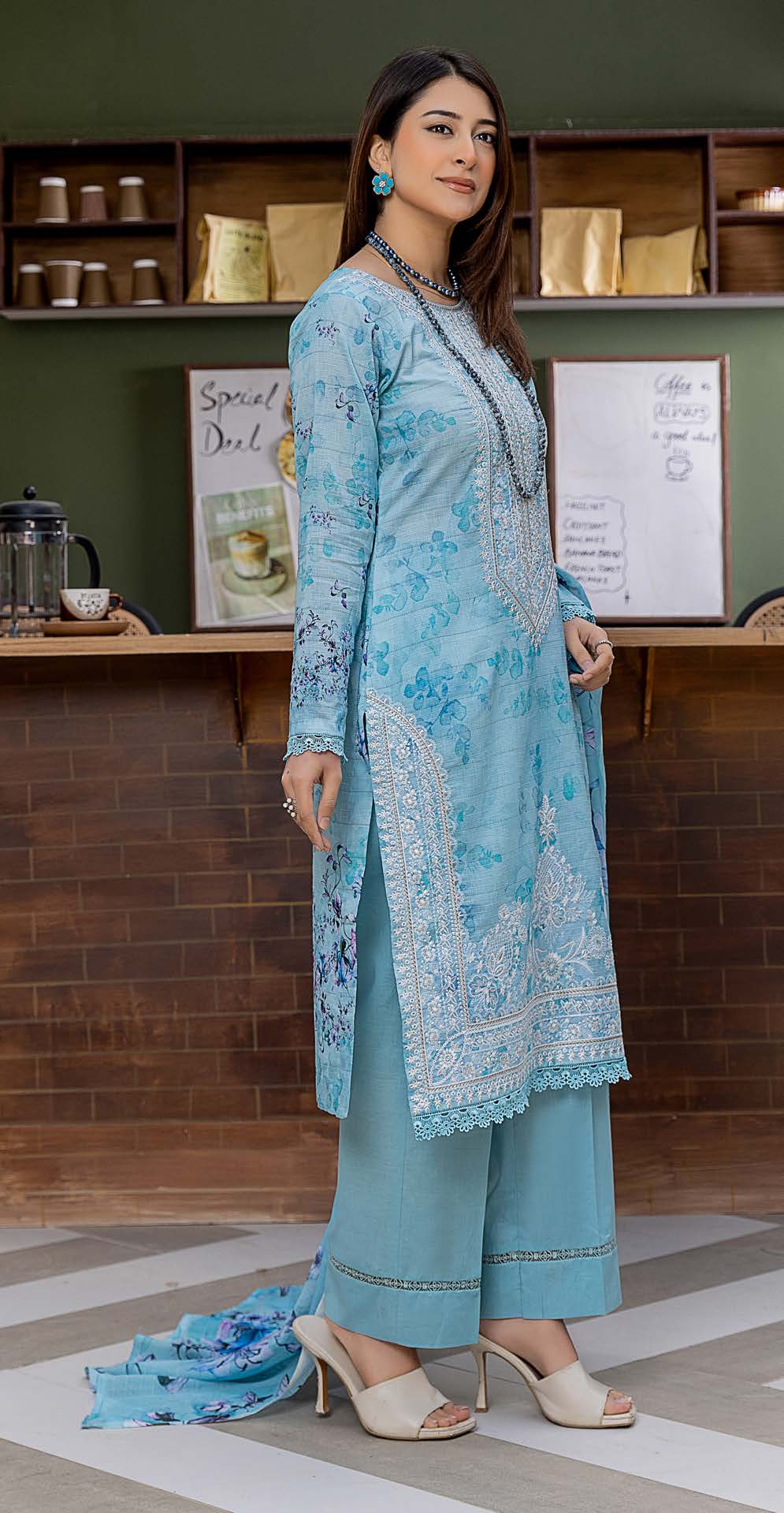 Mila Lawn Embroidered 3 Piece 10