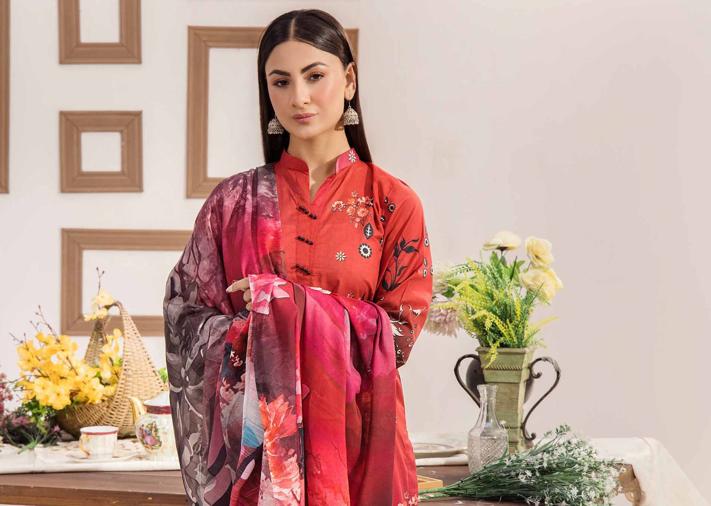 Safa Embroidered 3 Piece Lawn 06