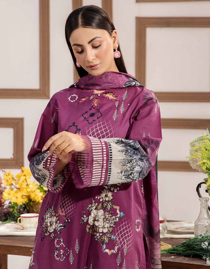 Safa Embroidered 3 Piece Lawn 07